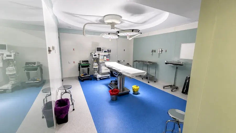 Quirófano equipado en Médéric Hospital, Guadalajara